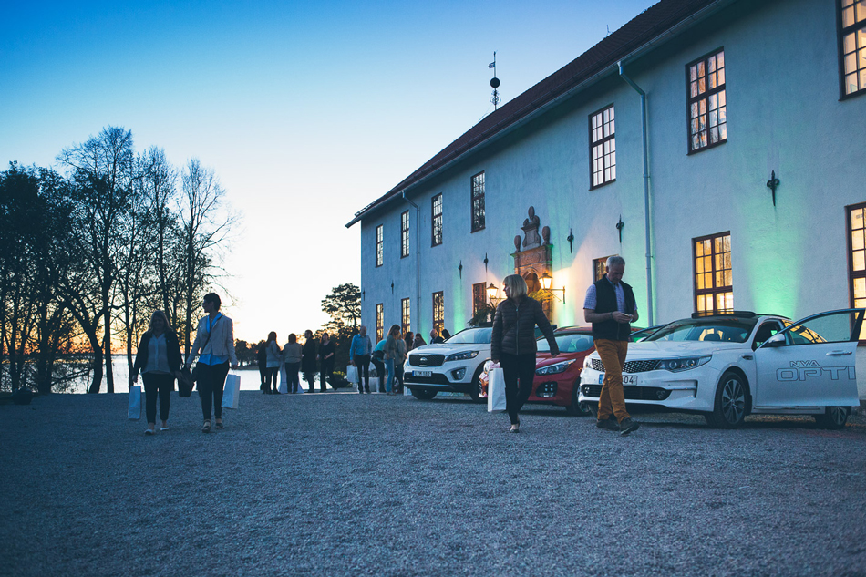 PROFEEL_FFF_SUNBYHOLM_160504_ADAM9149