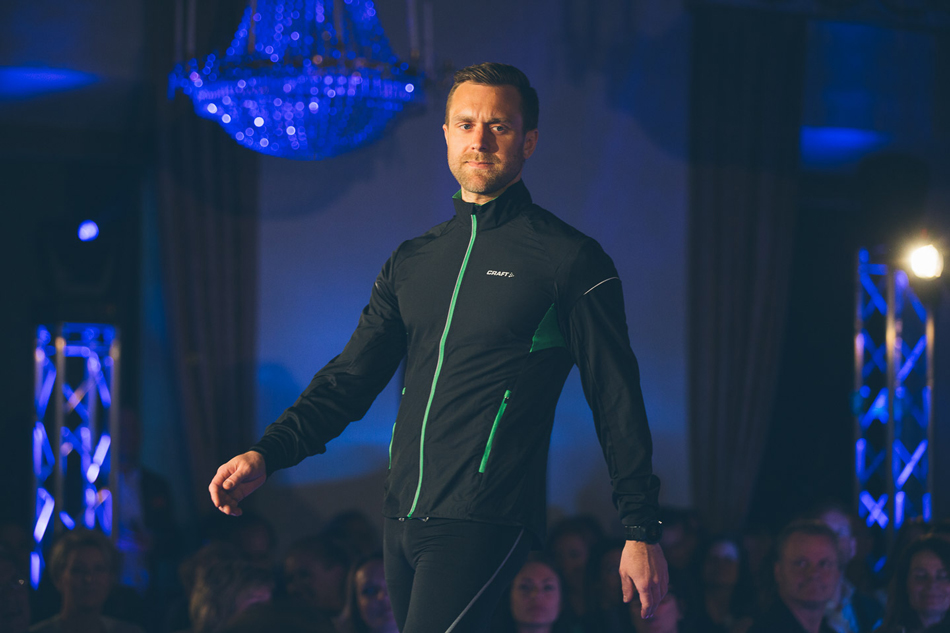 PROFEEL_FFF_SUNBYHOLM_160504_ADAM9527