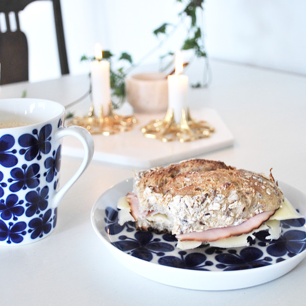 Tisdagsfrukost3-puff